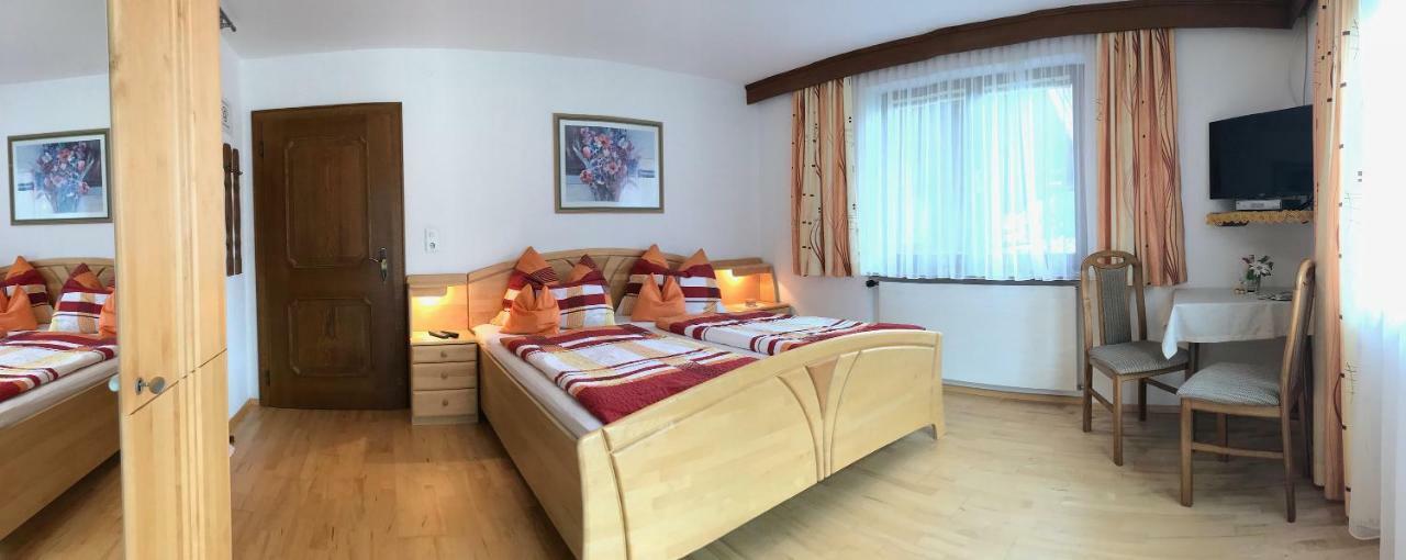 Gaestehaus Margareta Wald im Pinzgau Esterno foto